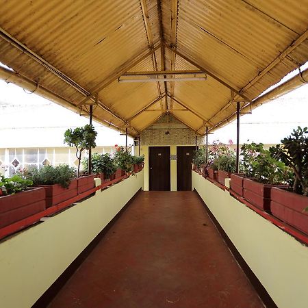 Hotel Charring Cross Ooty Exterior photo