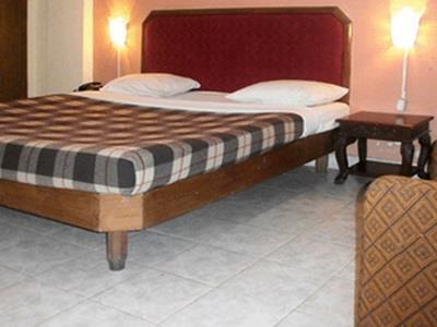 Hotel Charring Cross Ooty Exterior photo