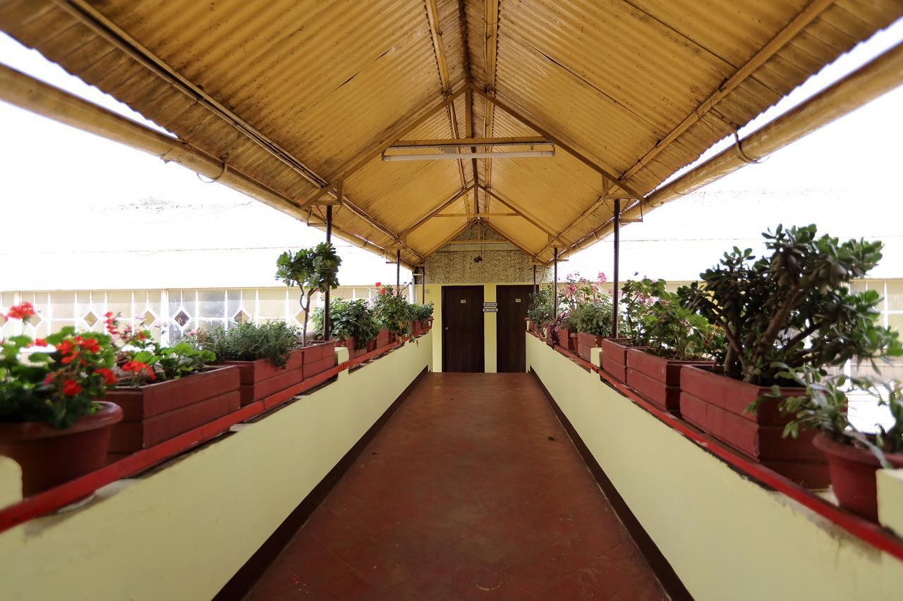 Hotel Charring Cross Ooty Exterior photo