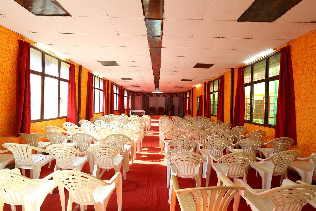 Hotel Charring Cross Ooty Exterior photo
