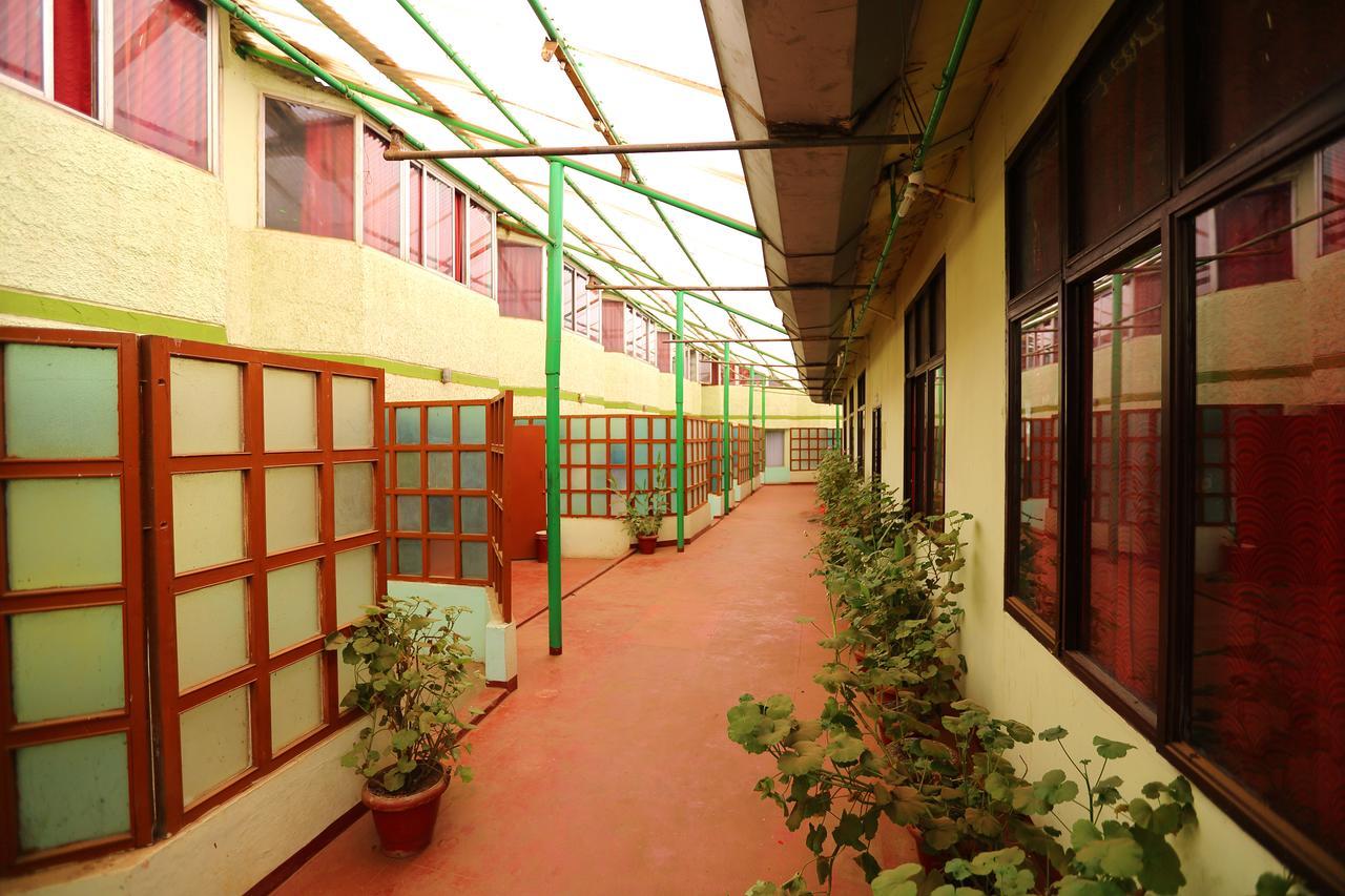 Hotel Charring Cross Ooty Exterior photo
